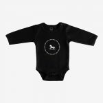 בגד גוף שחור מעוצב לתינוק