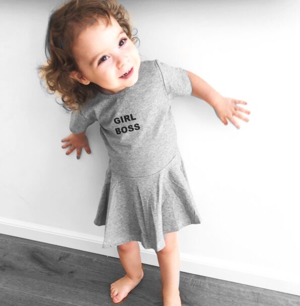 שמלה אפורה לתינוקות